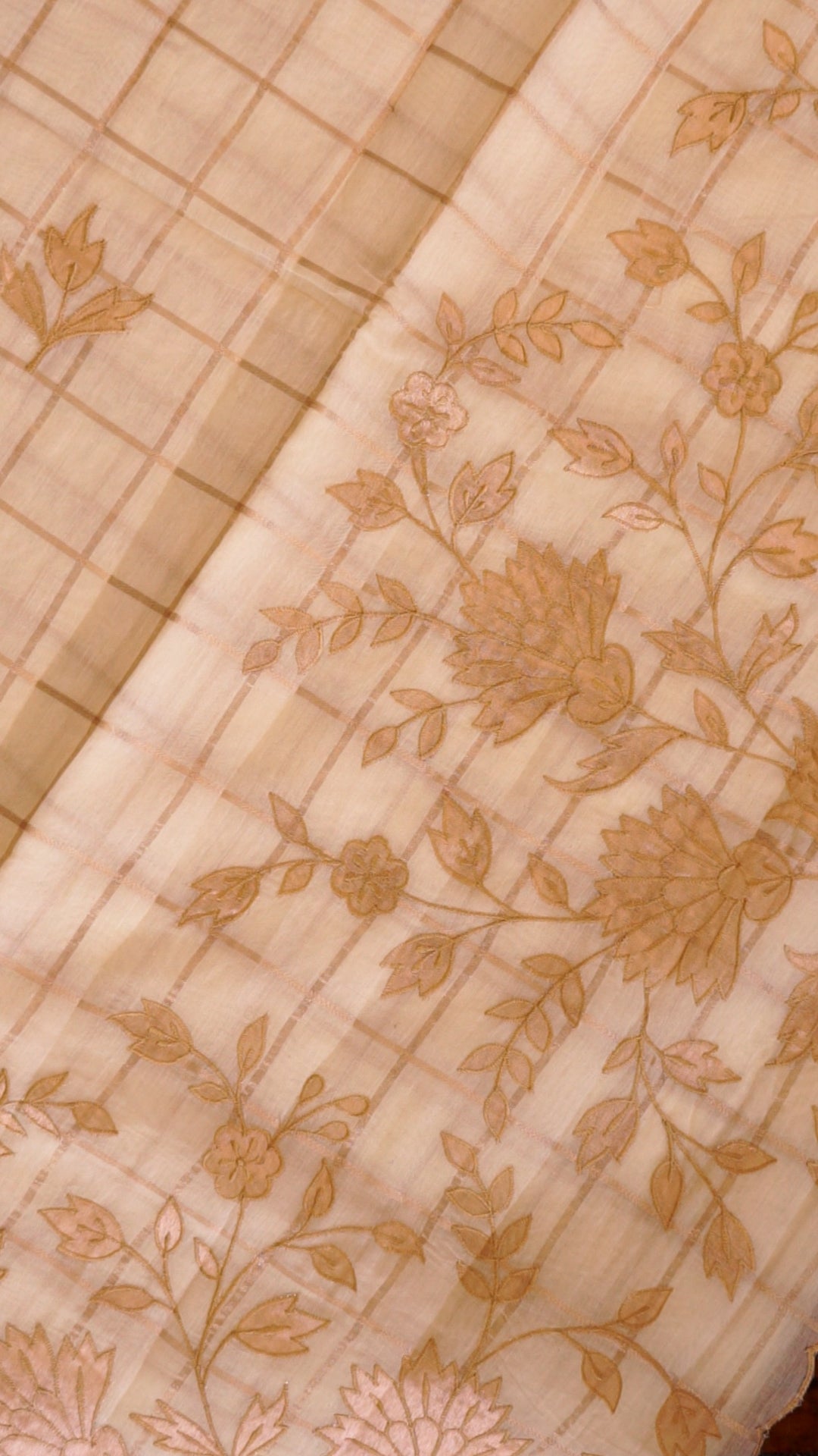 Elegant Floral Embroidered Saree [B07]