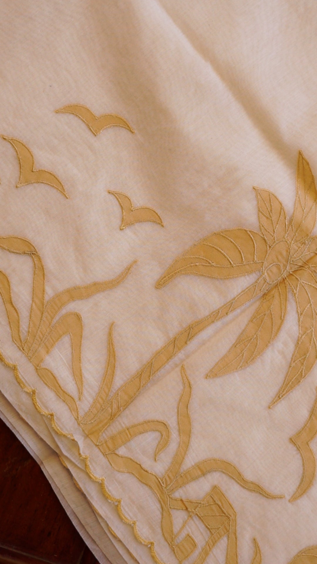 Elegant Kerala-Inspired Floral Saree [SOF01]