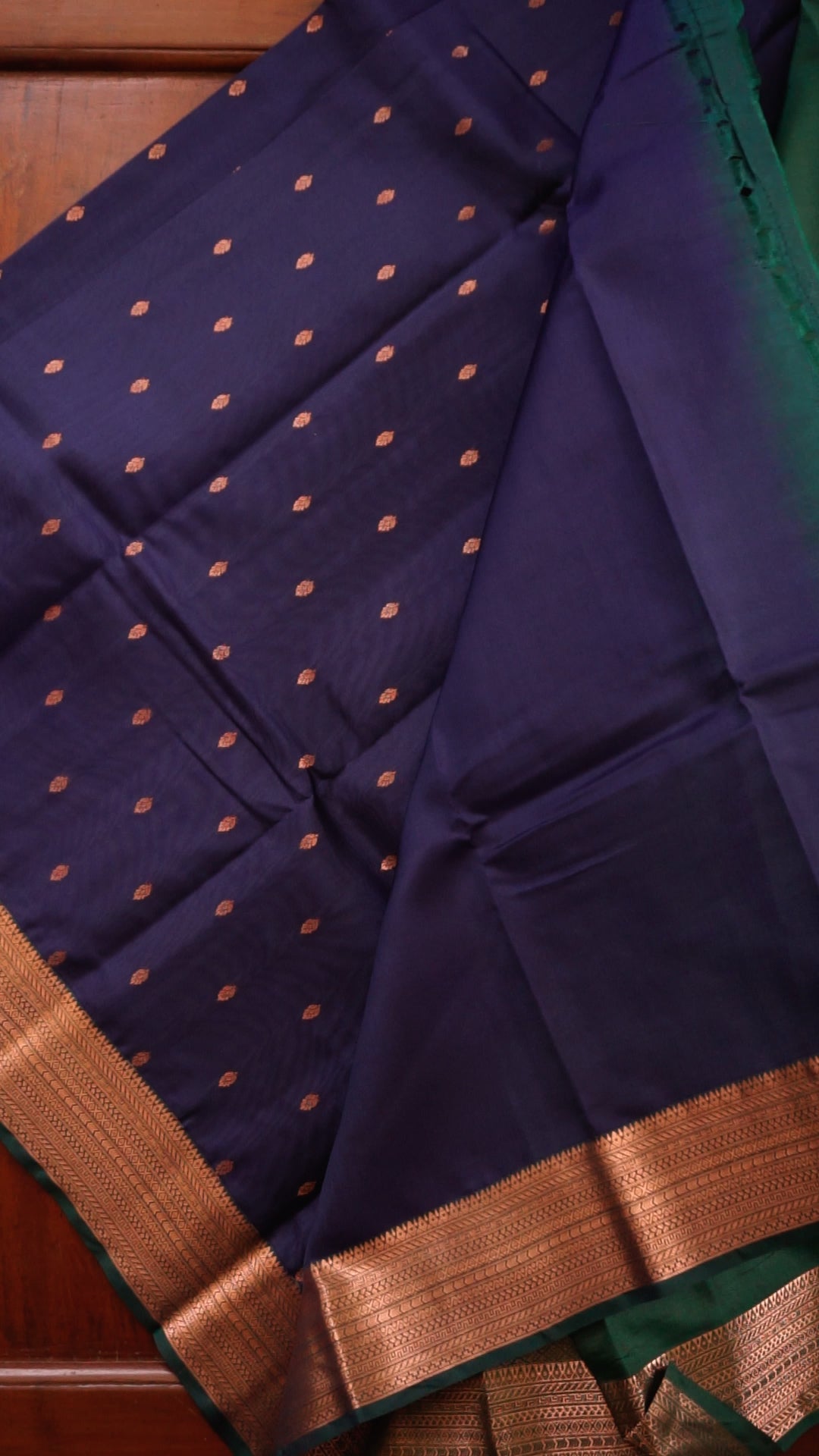 Silk saree [SOA48]