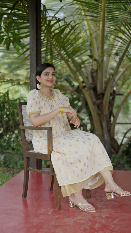 Elegant Onam Cotton Kurthi – Festive Grace in Every Thread [KR7]