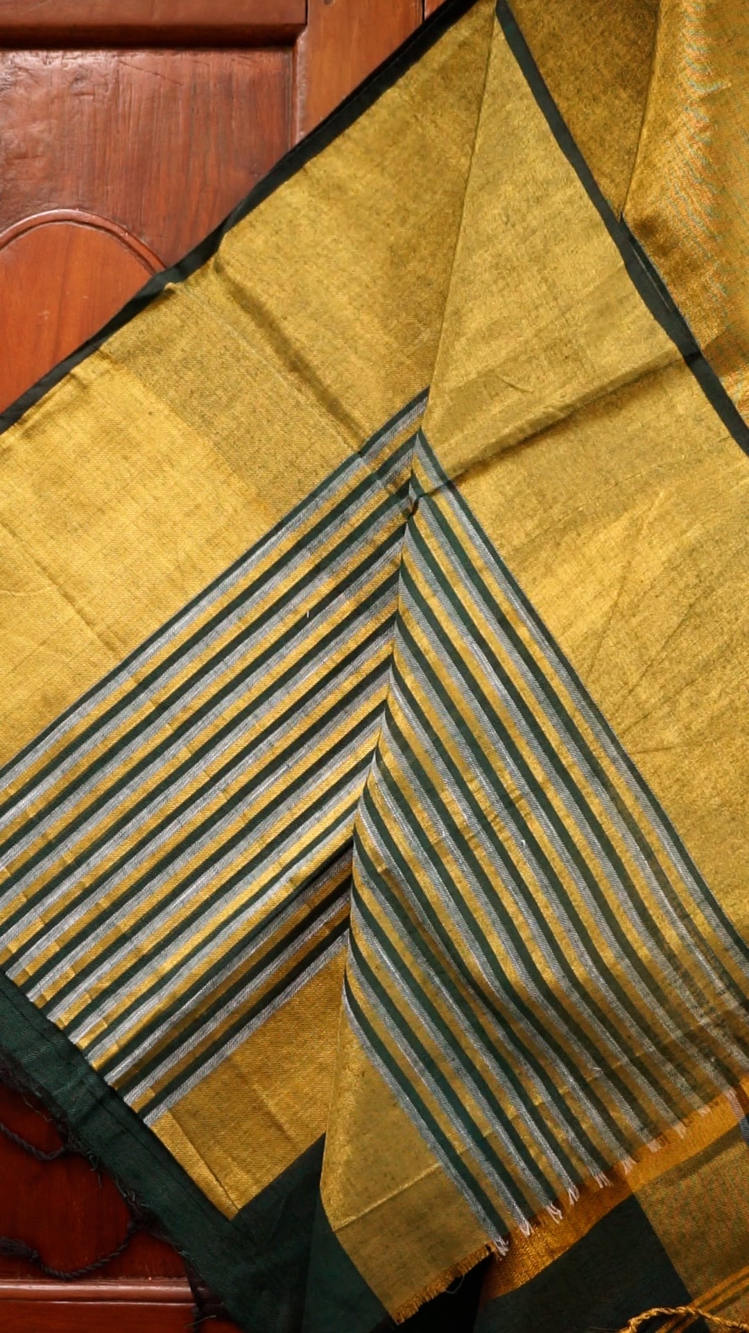 Elegant Mul Cotton Saree [MC53]