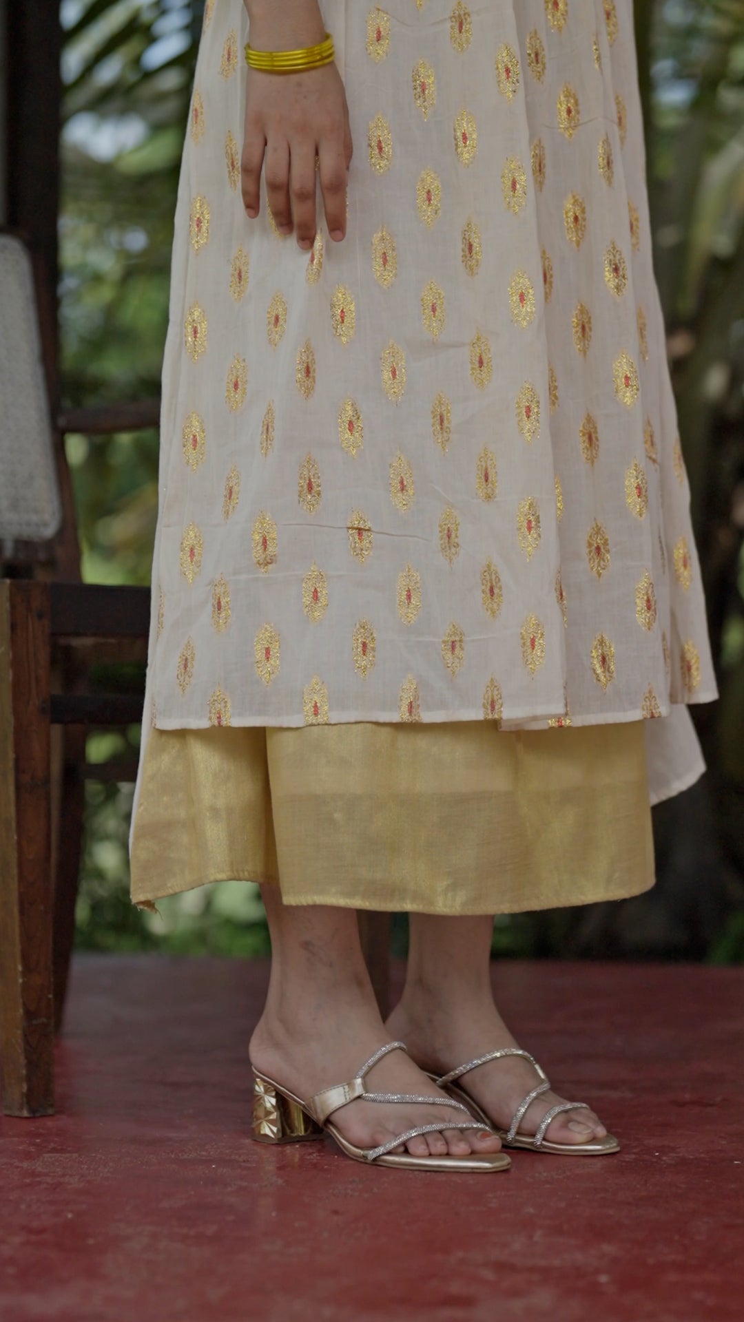 Elegant Onam Cotton Kurthi – Festive Grace in Every Thread [KR7]