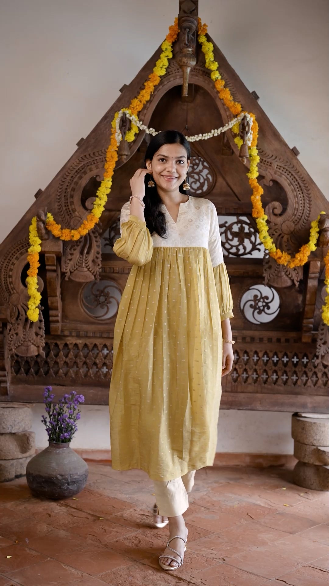 Tissue Check Buttas Kurthi