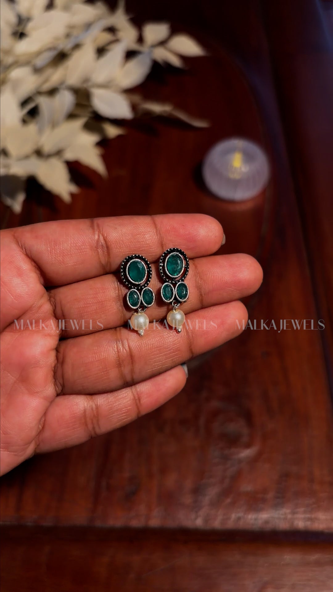 Elegant Green Stone Jewelry Set [MK8]