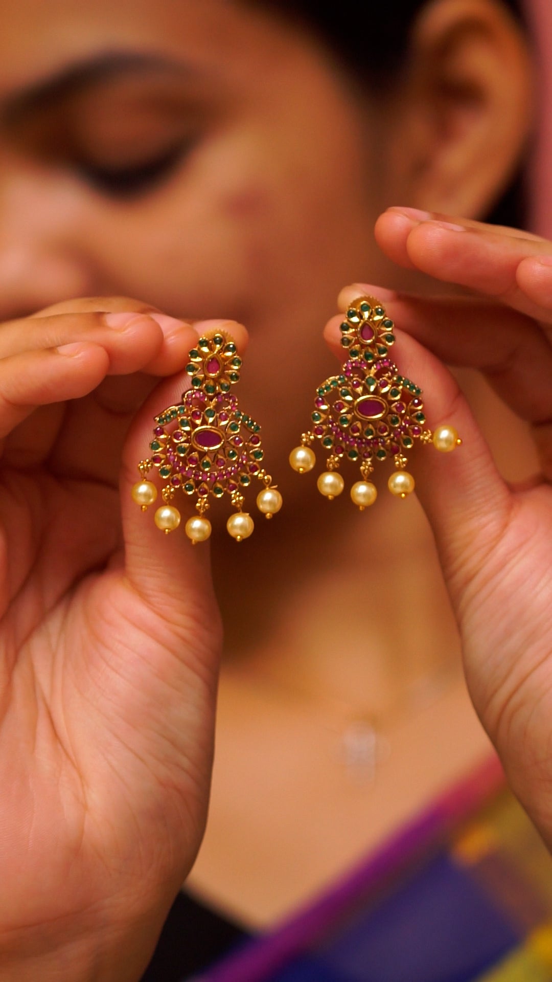 Elegant Stone & Pearl Jhumka  [Mk0023]