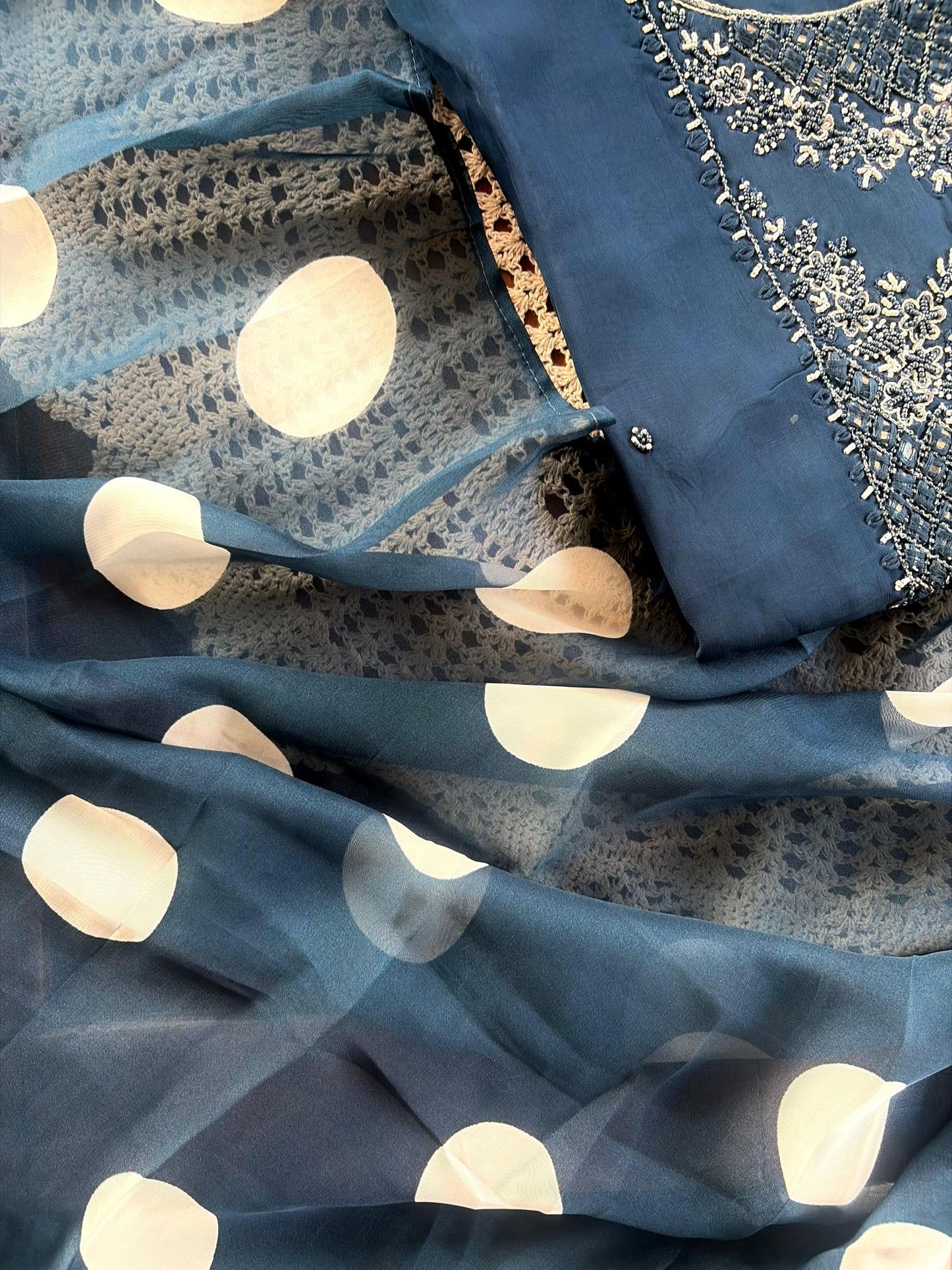 Premium Georgette Embroidered Unstitched Salwar Set {GUE102]