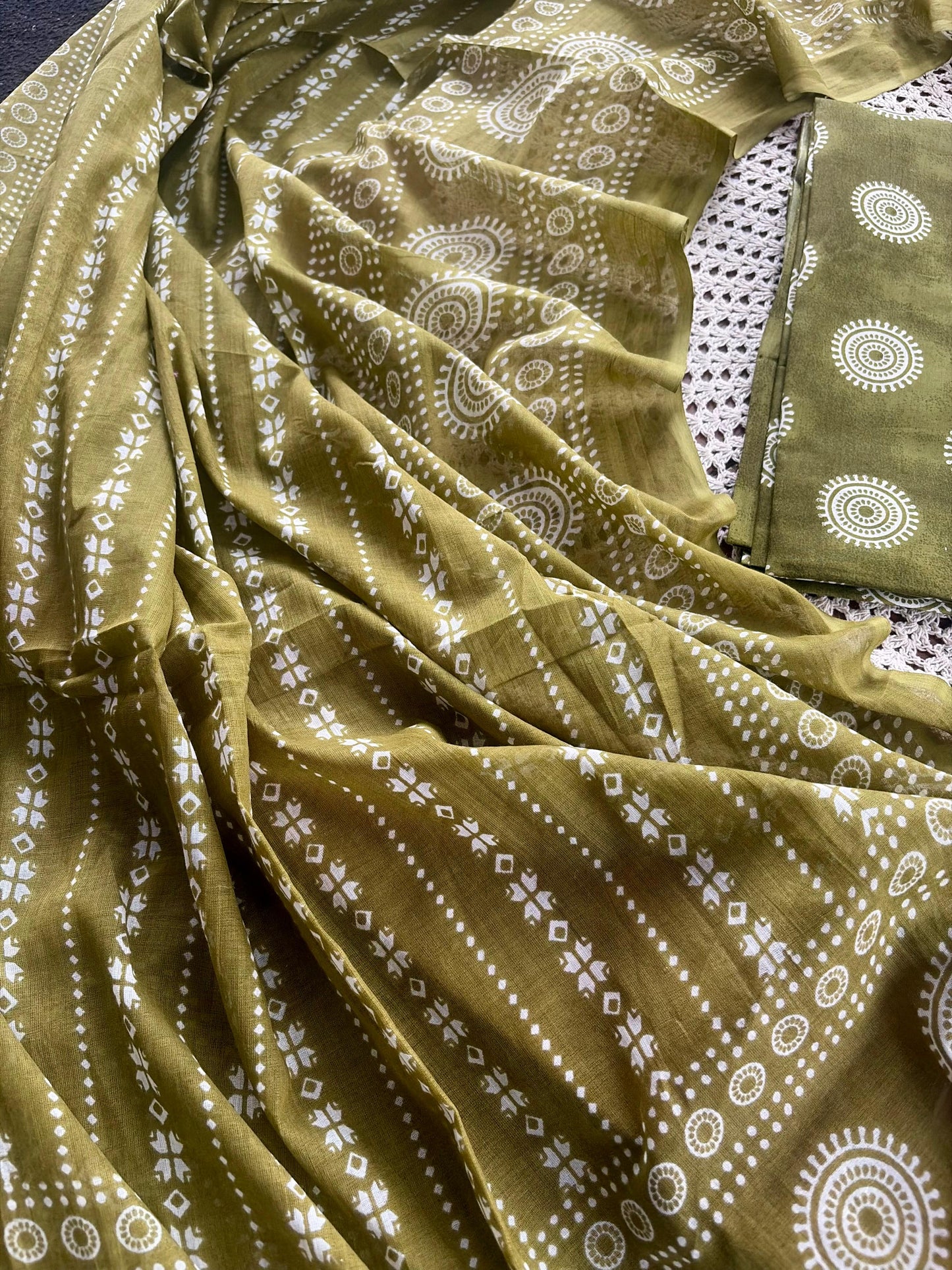 Premium Cotton Unstitched Salwar Set [GUE197]