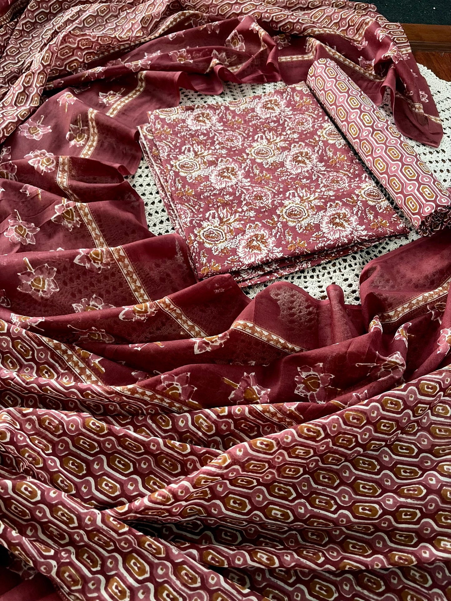 Premium Cotton Unstitched Salwar Set [GUE195]