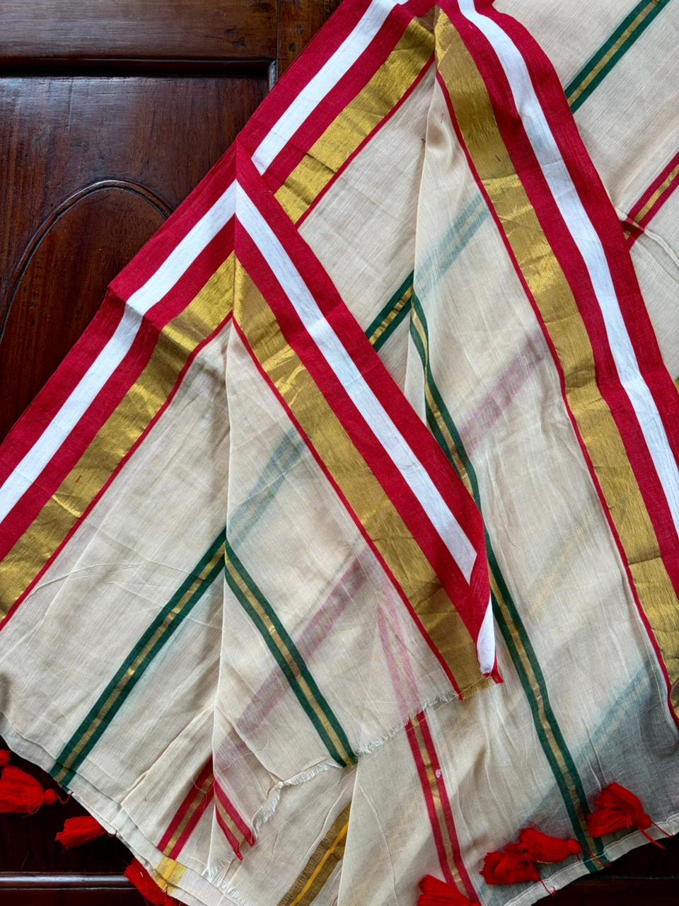 Traditional Kerala Mul Cotton Saree with Classic Kasavu Border [MC06]