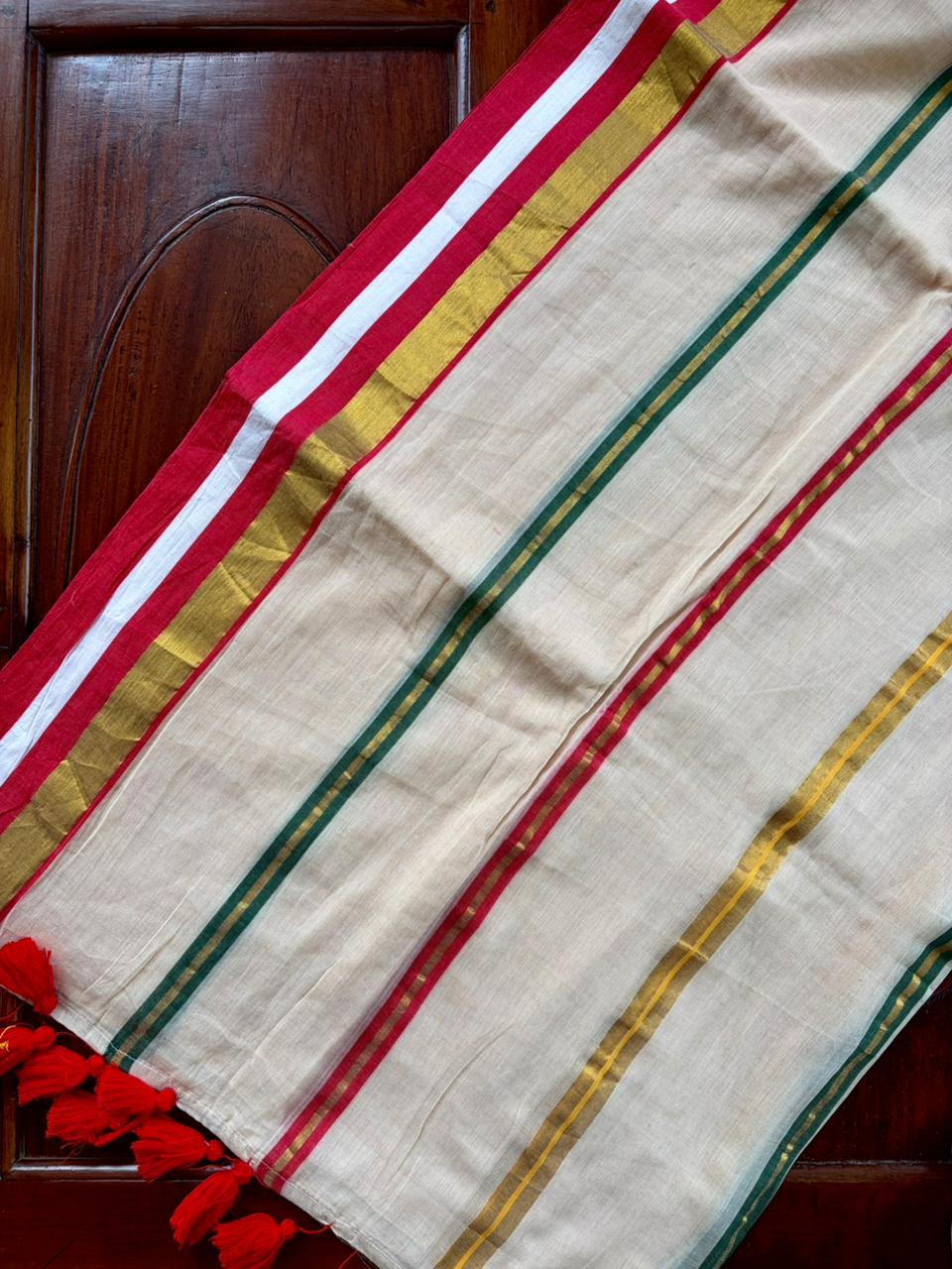 Traditional Kerala Mul Cotton Saree with Classic Kasavu Border [MC06]