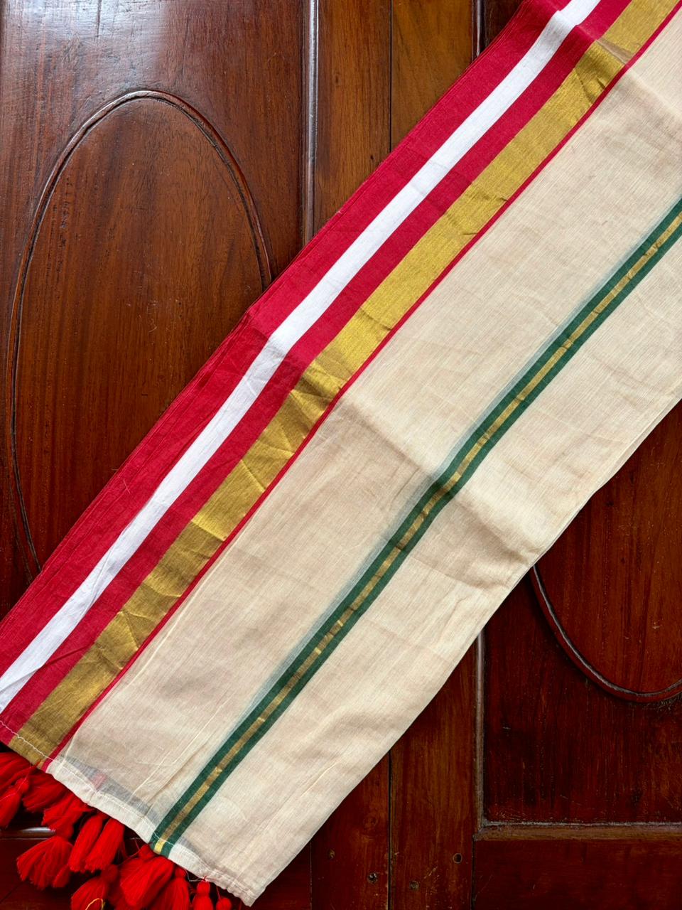 Traditional Kerala Mul Cotton Saree with Classic Kasavu Border [MC06]