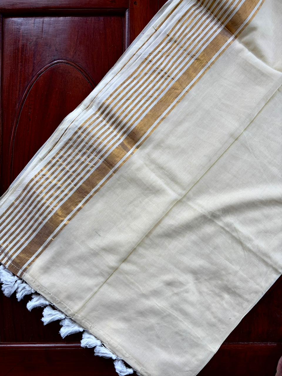 Traditional Kerala Mul Cotton Saree with Classic Kasavu Border [MC12]