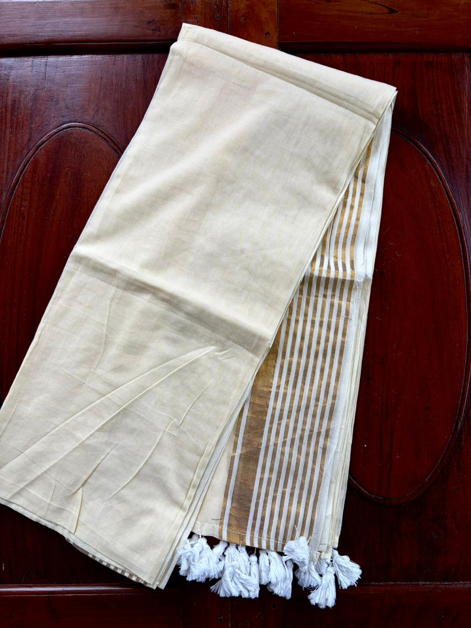 Traditional Kerala Mul Cotton Saree with Classic Kasavu Border [MC12]