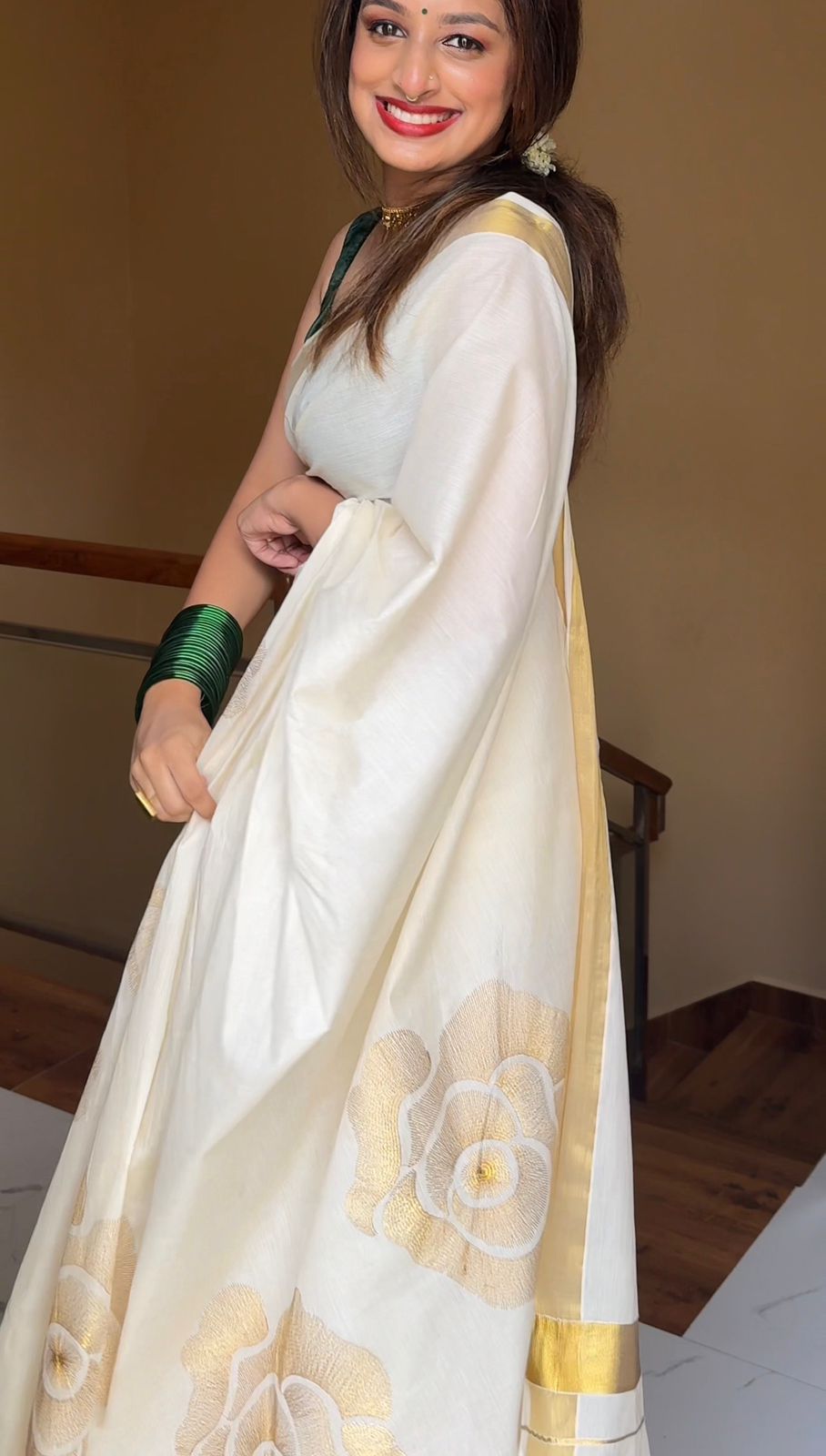 Elegant Kerala Kasavu Saree with Floral Zari Motifs [MC65]
