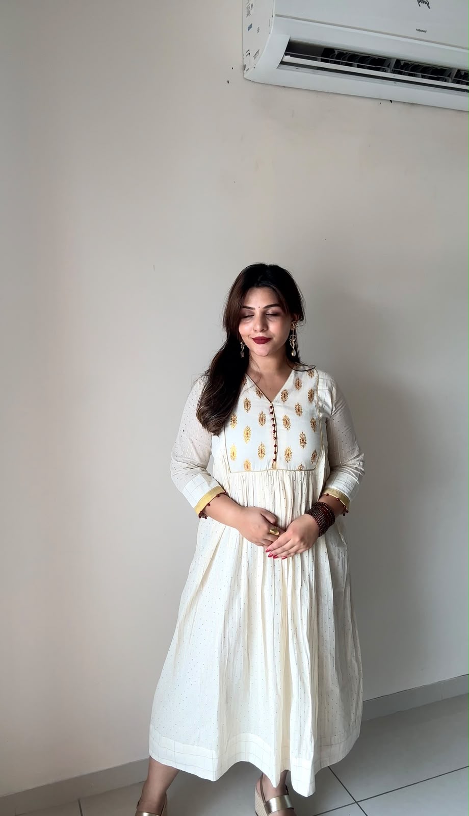 Premium Cotton Kurthi with Buttas & Kasavu Borders [KR2]