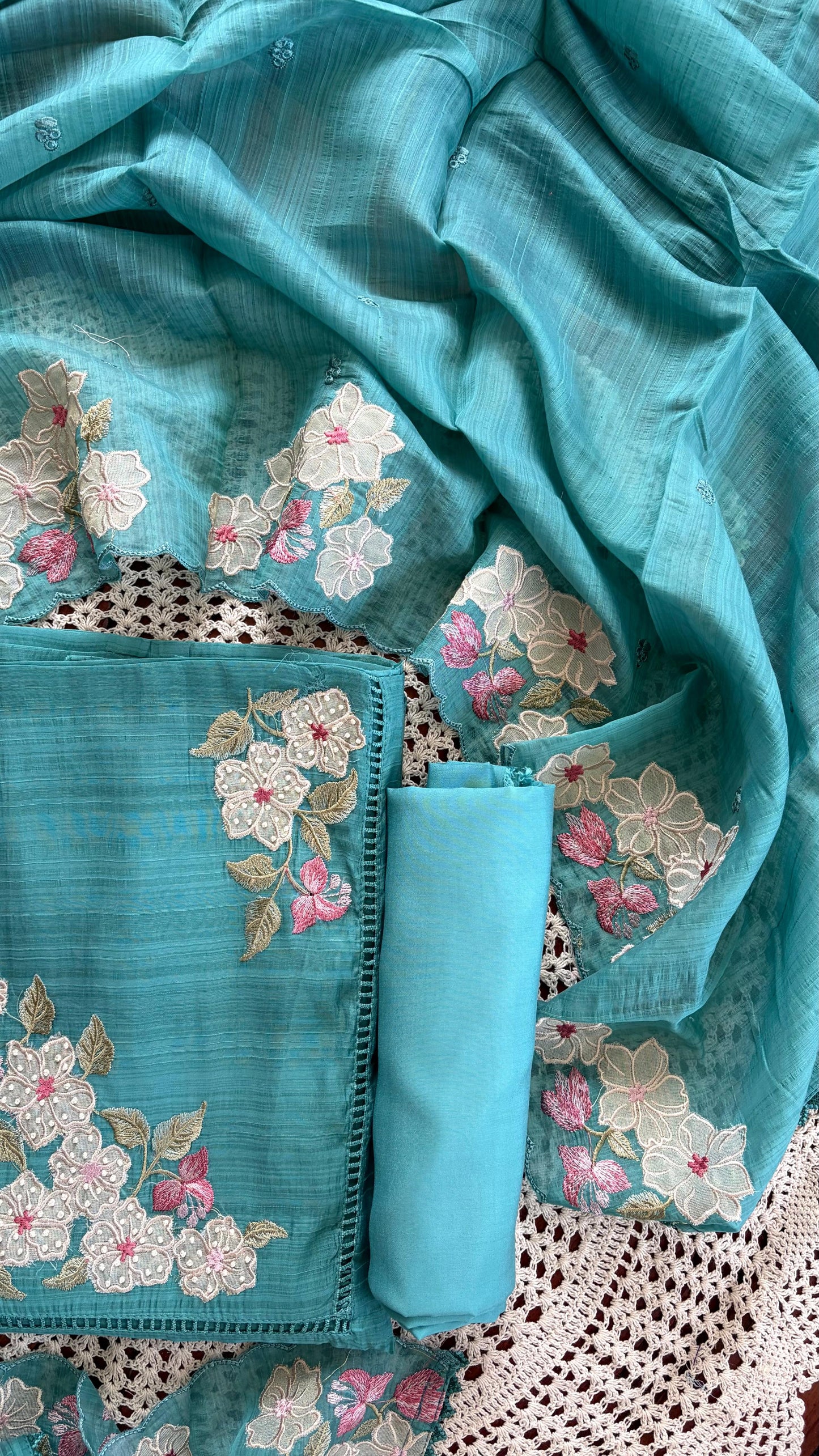 Soft Cotton Floral Printed Unstitched Salwar Suit [GUG126]