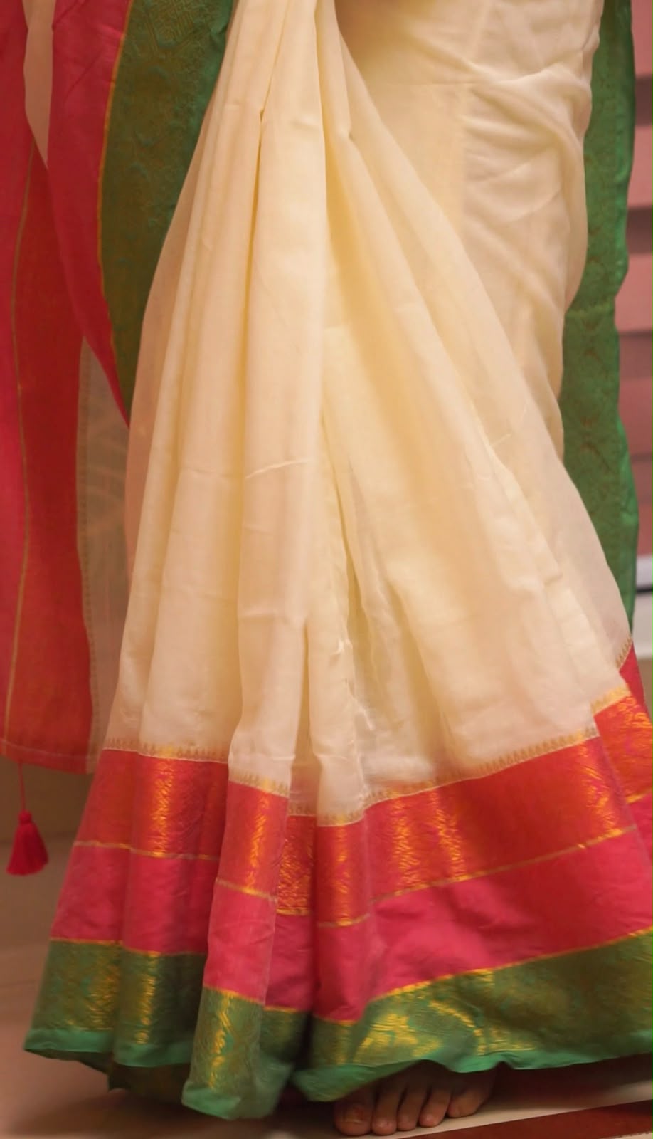 Traditional Kerala Mul Cotton Saree with Classic Kasavu Border [MC18]