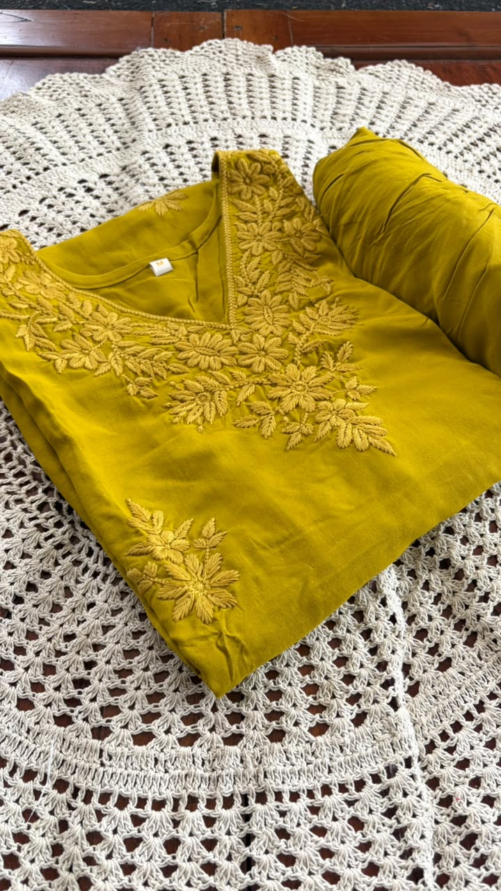 Chikankari Embroidered 2-Piece Kurti Set [GUH84]