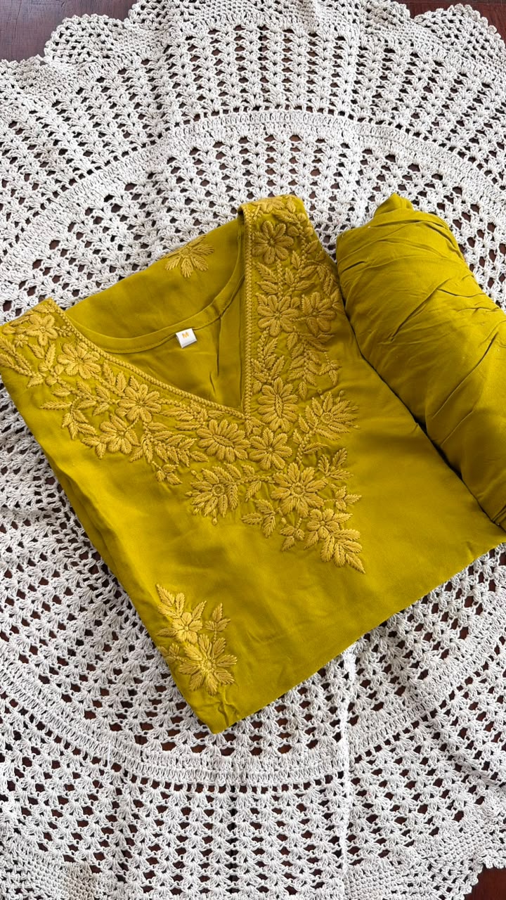 Chikankari Embroidered 2-Piece Kurti Set [GUH84]