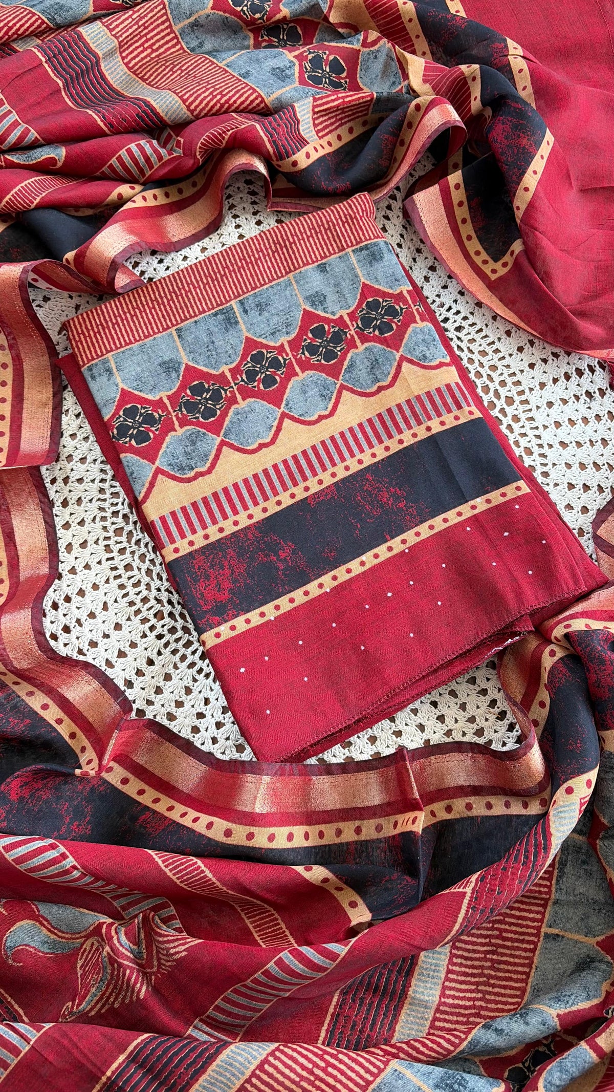 Printed Unstitched Salwar Set [GUH102]