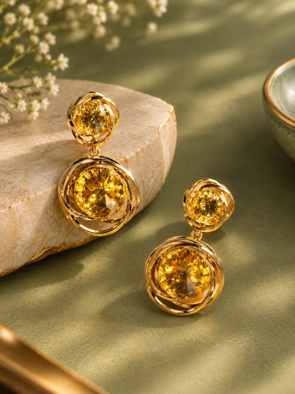 Golden Glamour Drop Earrings [J100]