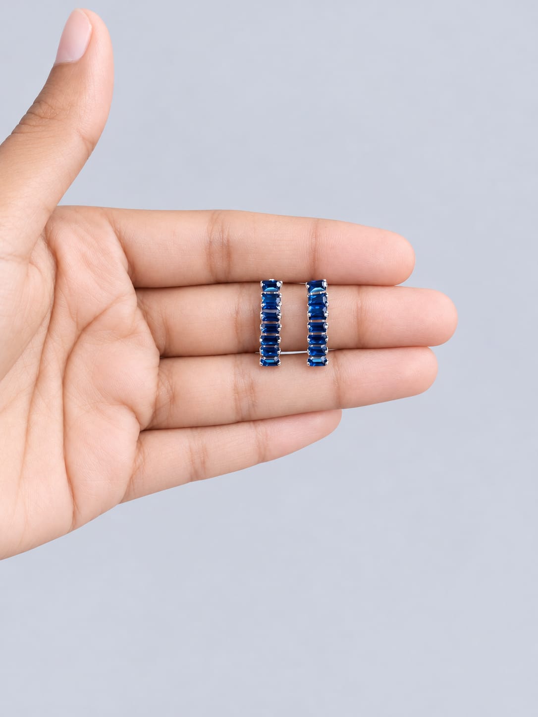 Elegant Sapphire Blue Silver Twisted Necklace [J109]