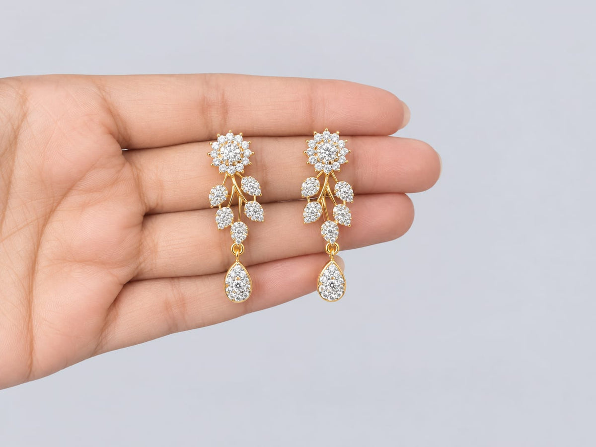 Elegant Golden Floral Necklace – A Touch of Timeless Elegance [J34]