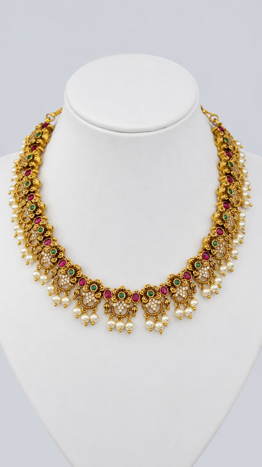 Elegant Golden Floral Necklace – Timeless Beauty Grace [J27]